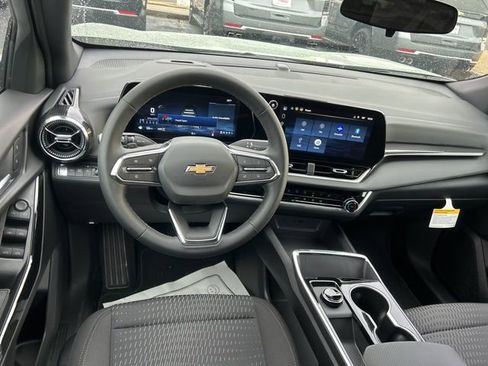 New 2026 Chevrolet Equinox LT image 27