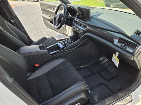 Used 2025 Acura Integra A-Spec FWD image 22