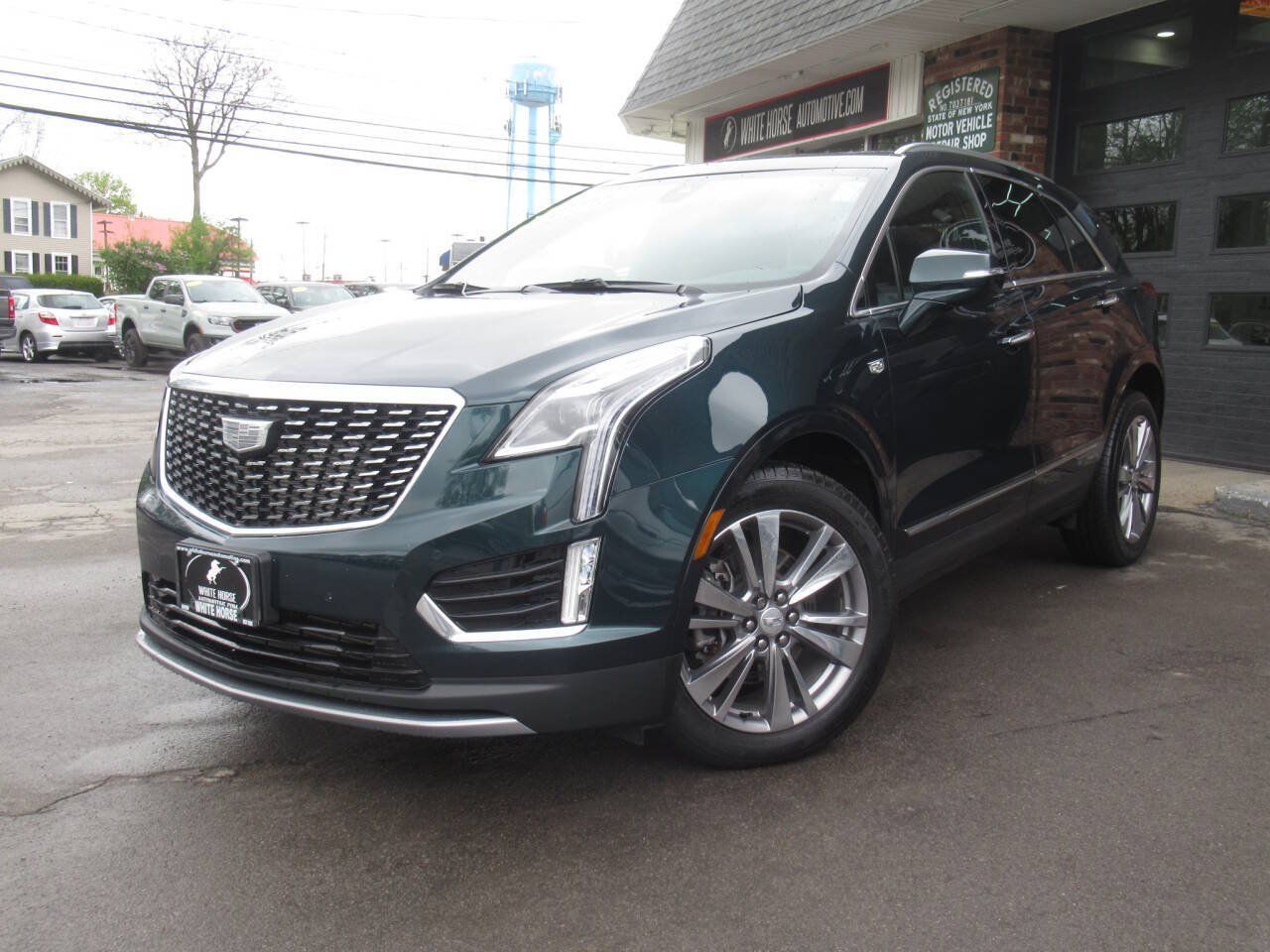 Used 2024 Cadillac XT5 Premium Luxury w/ LPO, Floor Liner Package AWD/4WD image 38