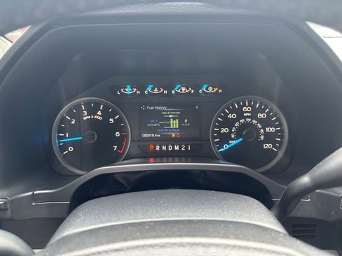 Used 2016 Ford F150 XLT w/ Equipment Group 302A Luxury AWD/4WD image 18