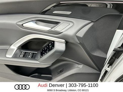 Used 2025 Audi Q5 Premium Plus w/ Premium Plus AWD/4WD image 13