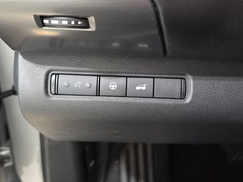 Used 2022 Nissan Pathfinder SL w/ Lighting Package (N92) AWD/4WD image 24