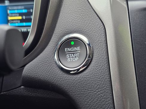 Used 2019 Ford Fusion SEL image 34