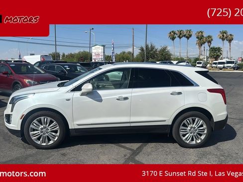 Used 2019 Cadillac XT5 Premium Luxury AWD/4WD image 4