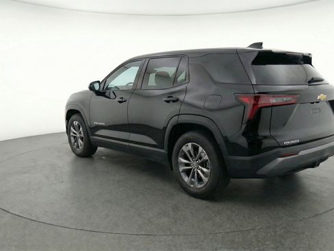 Used 2025 Chevrolet Equinox LT image 6
