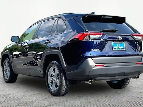 Used 2024 Toyota RAV4 XLE w/ Convenience Package FWD image 5