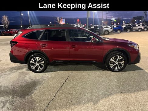 Used 2021 Subaru Outback Limited image 8