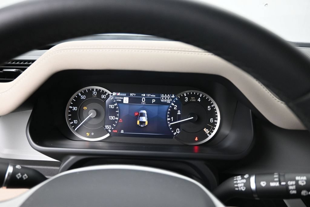 Used 2023 Land Rover Defender 130 X-Dynamic SE AWD/4WD image 9
