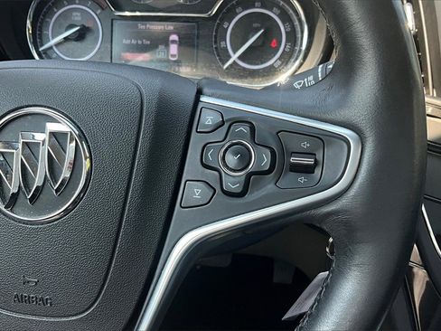 Used 2015 Buick Regal AWD image 18
