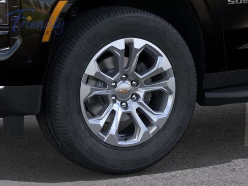 New 2026 Chevrolet Suburban LT AWD/4WD image 9