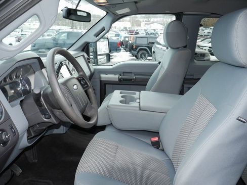 Used 2016 Ford F250 XLT w/ XLT Value Package image 2