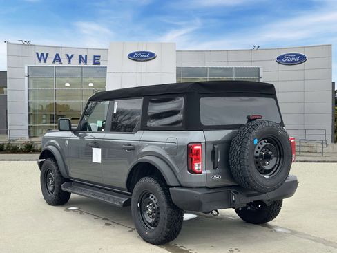 New 2026 Ford Bronco Big Bend image 3