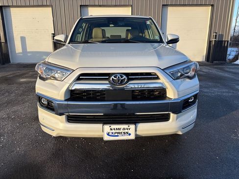 Used 2021 Toyota 4Runner Limited image 2