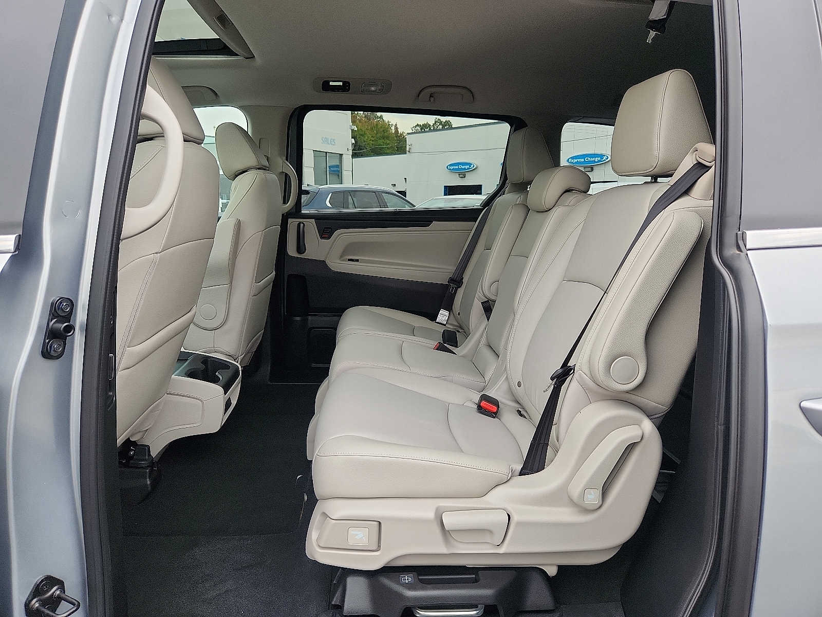 Used 2026 Honda Odyssey EX-L image 10
