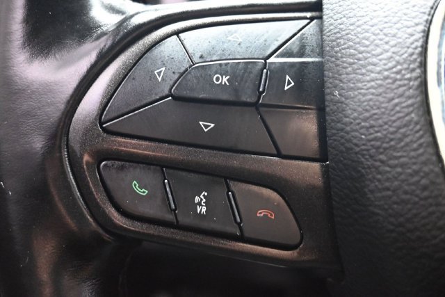 Used 2021 Dodge Charger SXT w/ Blacktop Package RWD image 18