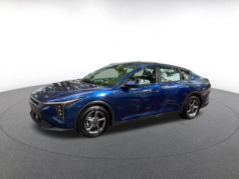 Used 2025 Kia K4 FWD image 8