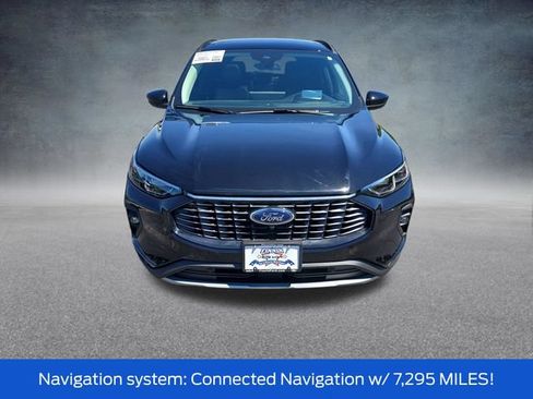 Certified 2025 Ford Escape Platinum w/ Premium Technology Package AWD/4WD image 2