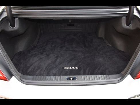 Used 2013 Hyundai Equus Ultimate image 25