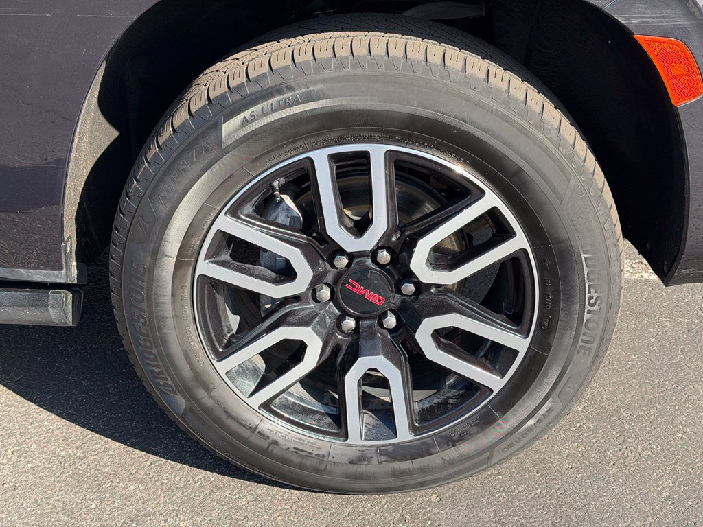 Used 2023 GMC Yukon XL AT4 w/ AT4 Premium Package AWD/4WD image 49