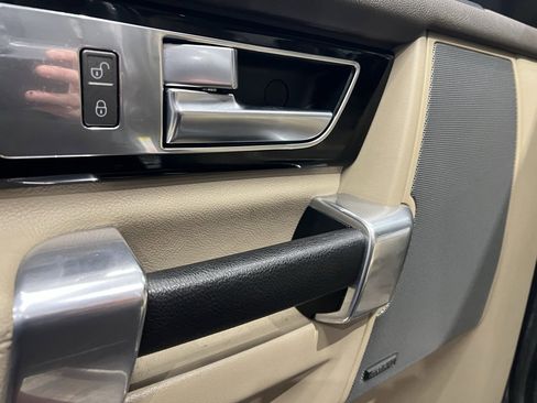 Used 2016 Land Rover LR4 HSE image 43