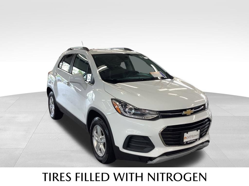Used 2019 Chevrolet Trax LT w/ LT Convenience Package AWD/4WD image 24