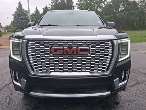 Used 2022 GMC Yukon Denali AWD/4WD image 2