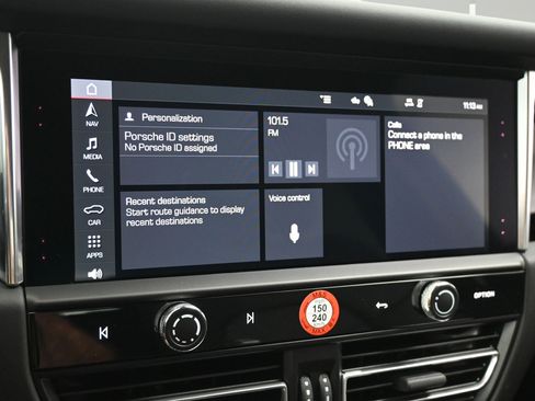 New 2026 Porsche Macan AWD/4WD image 13