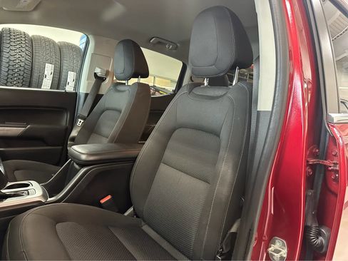 Used 2018 Chevrolet Colorado LT image 17