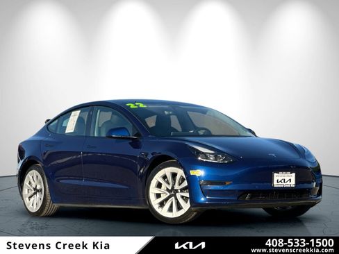 Used 2022 Tesla Model 3 image 1
