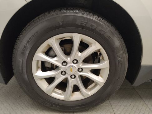 Used 2019 Chevrolet Equinox LT image 31