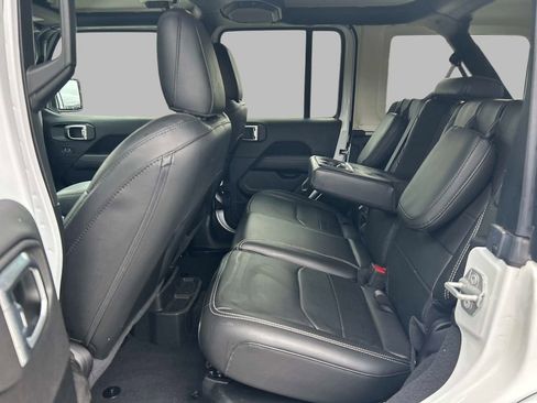 Used 2023 Jeep Wrangler Sahara w/ Cold Weather Group image 12