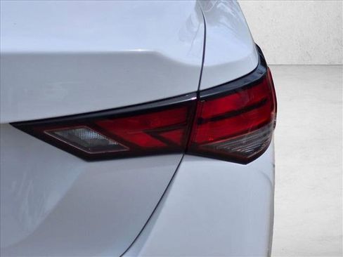 Used 2025 Nissan Sentra SV FWD image 9