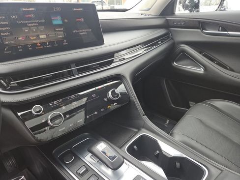 Used 2023 INFINITI QX60 Sensory w/ Cargo Package image 37