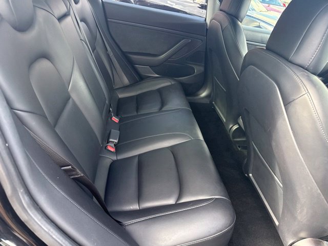 Used 2021 Tesla Model 3 Standard Range Plus RWD image 19