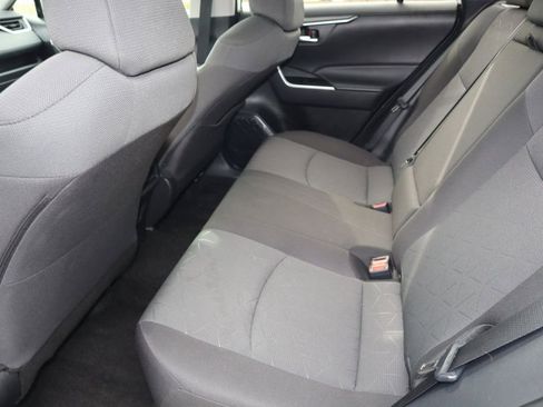 Used 2024 Toyota RAV4 XLE AWD/4WD image 19