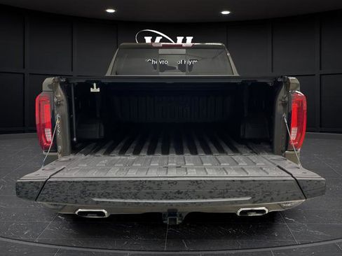 Used 2024 GMC Sierra 1500 AT4 w/ AT4 Premium Package image 26