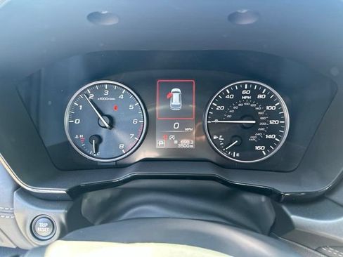 Certified 2025 Subaru Outback Premium AWD/4WD image 14