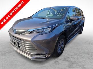 Certified 2024 Toyota Sienna LE video 2