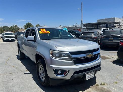 Used 2018 Chevrolet Colorado W/T w/ WT Convenience Package RWD image 5