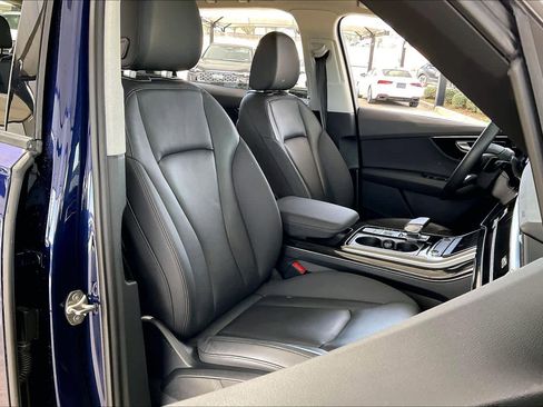 Used 2022 Audi Q7 2.0T Premium w/ Convenience Package image 8