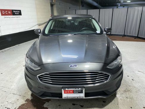 Used 2019 Ford Fusion SE FWD image 6