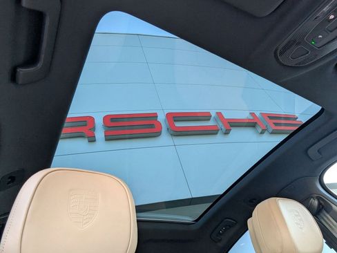 New 2026 Porsche Cayenne S image 27