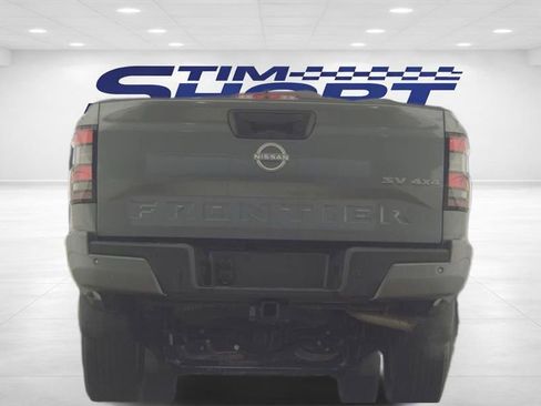 Used 2024 Nissan Frontier SV w/ SV Convenience Package image 8