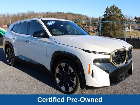Used 2023 BMW XM AWD/4WD image 2