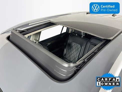 Certified 2025 Volkswagen Atlas SEL Premium R-Line AWD/4WD image 22