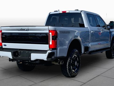 Used 2025 Ford F250 Platinum w/ Tremor Off-Road Package AWD/4WD image 13