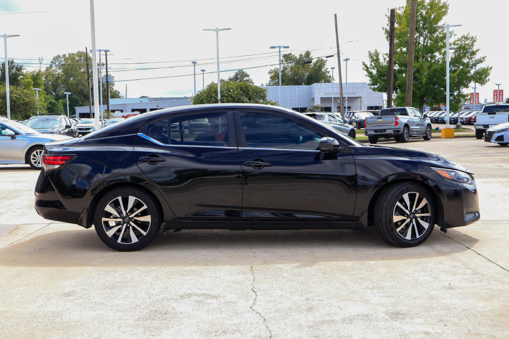 Used 2024 Nissan Sentra SV w/ SV Premium Package FWD image 22