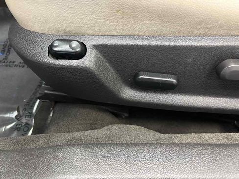 Used 2013 Ford Mustang Premium image 28