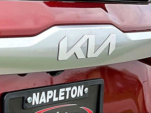 Used 2023 Kia Seltos Nightfall Edition image 8