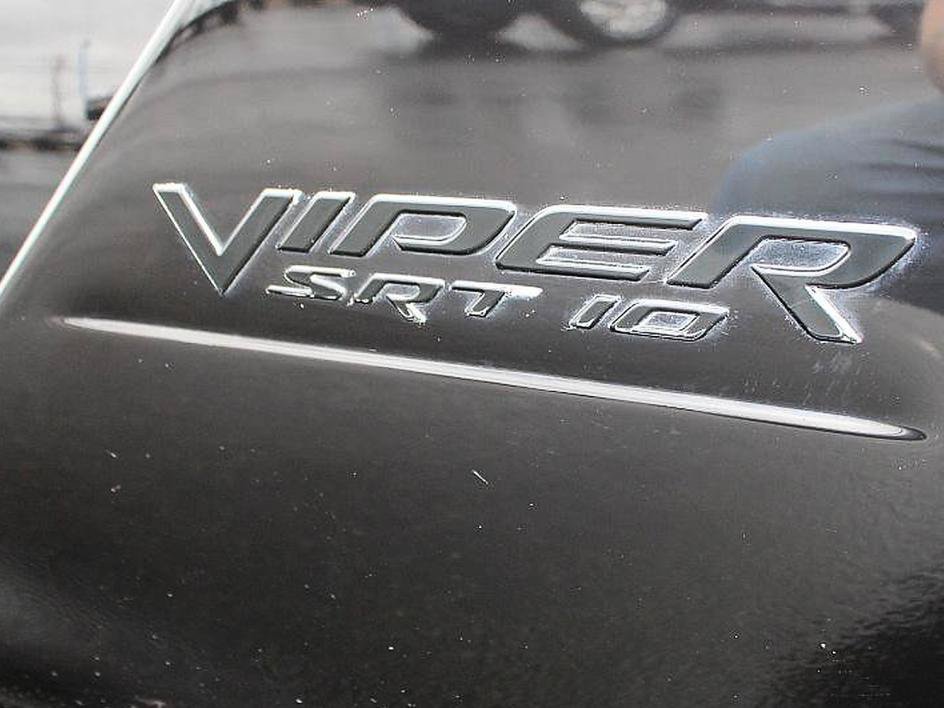 Used 2006 Dodge Viper SRT-10 RWD image 13